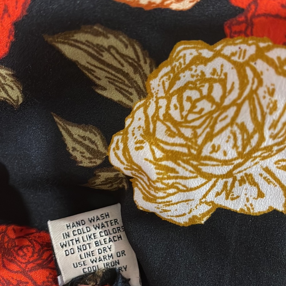 Black Flower Quarter Sleeve Dress - Picture 7 of 7